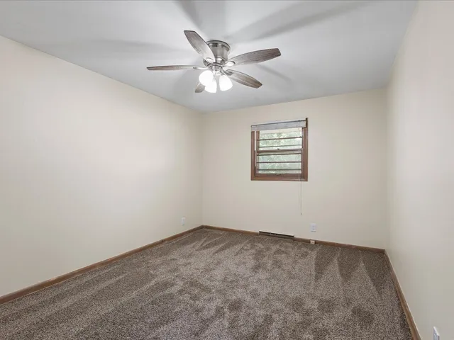 $265,000 | 229 Flintridge Drive, Rockford, IL 61107