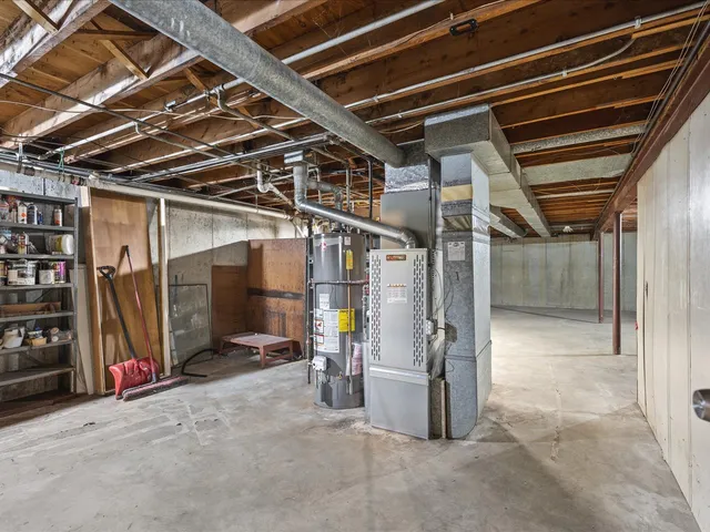 $265,000 | 229 Flintridge Drive, Rockford, IL 61107