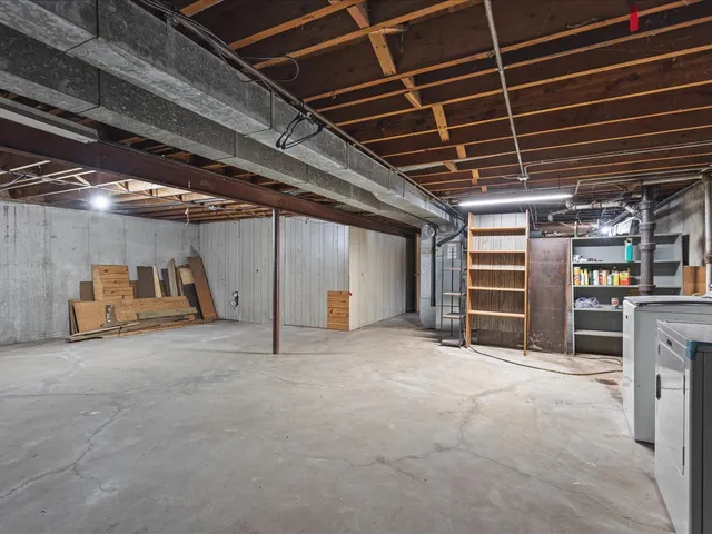 $265,000 | 229 Flintridge Drive, Rockford, IL 61107