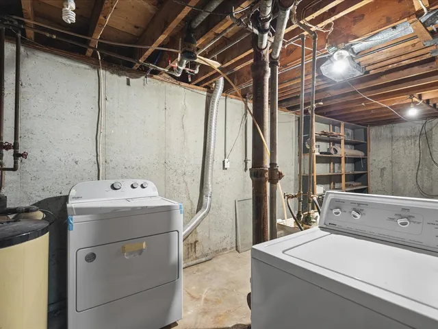 $265,000 | 229 Flintridge Drive, Rockford, IL 61107