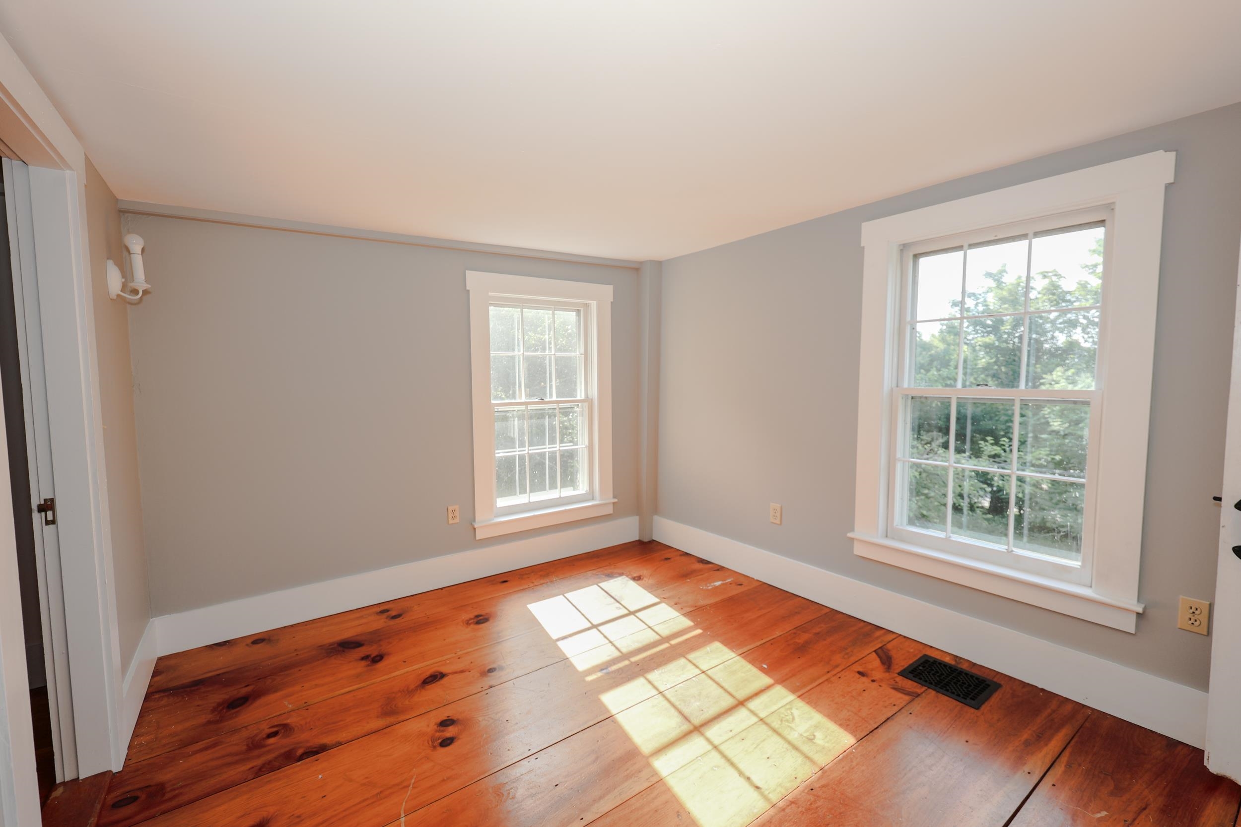 107 Greenfield Road New Boston, NH 03070 - Photo 43 of 59