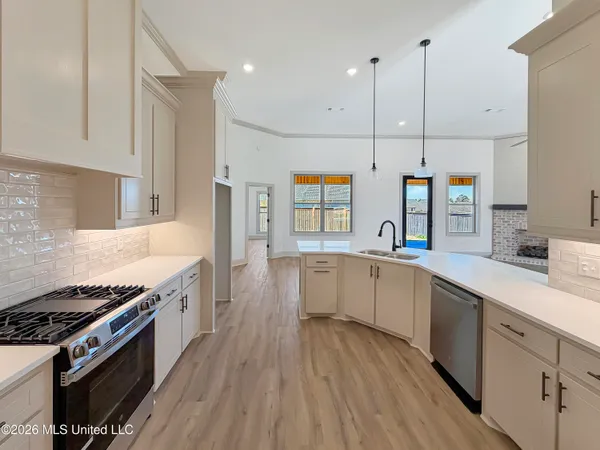 $394,900 | 134 Palace Crossing, Flowood, MS 39232