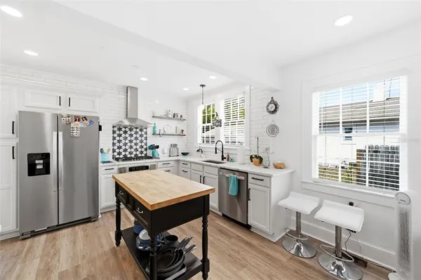 $849,900 | 320 North Betty Lane, Clearwater, FL 33755