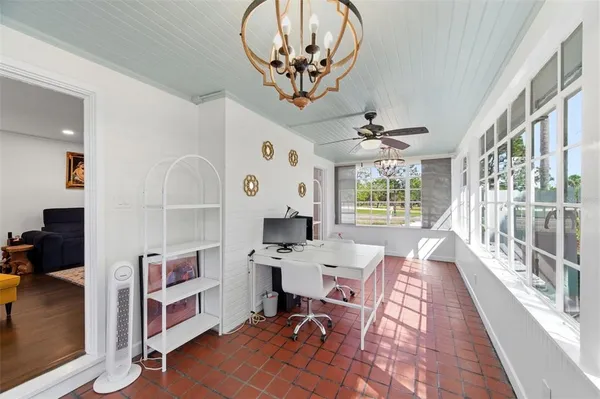 $849,900 | 320 North Betty Lane, Clearwater, FL 33755