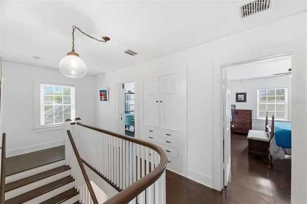 $849,900 | 320 North Betty Lane, Clearwater, FL 33755