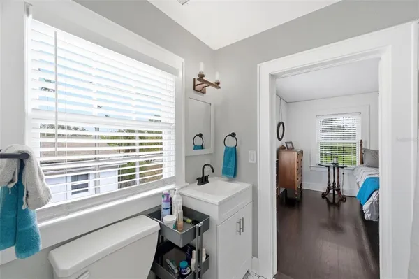 $849,900 | 320 North Betty Lane, Clearwater, FL 33755