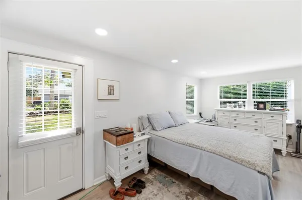 $849,900 | 320 North Betty Lane, Clearwater, FL 33755