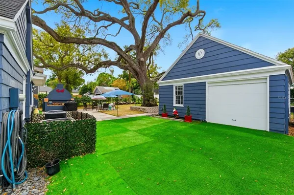 $849,900 | 320 North Betty Lane, Clearwater, FL 33755