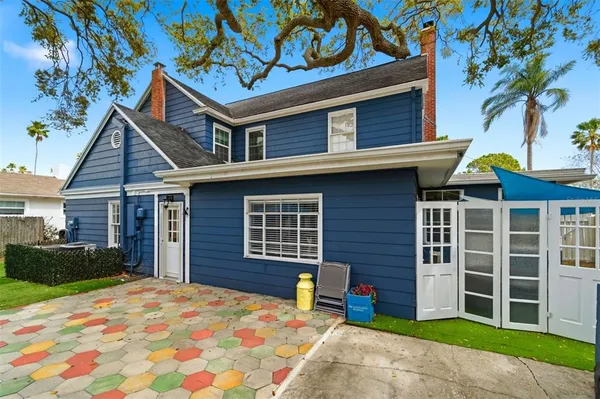 $849,900 | 320 North Betty Lane, Clearwater, FL 33755