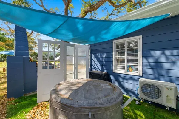 $849,900 | 320 North Betty Lane, Clearwater, FL 33755