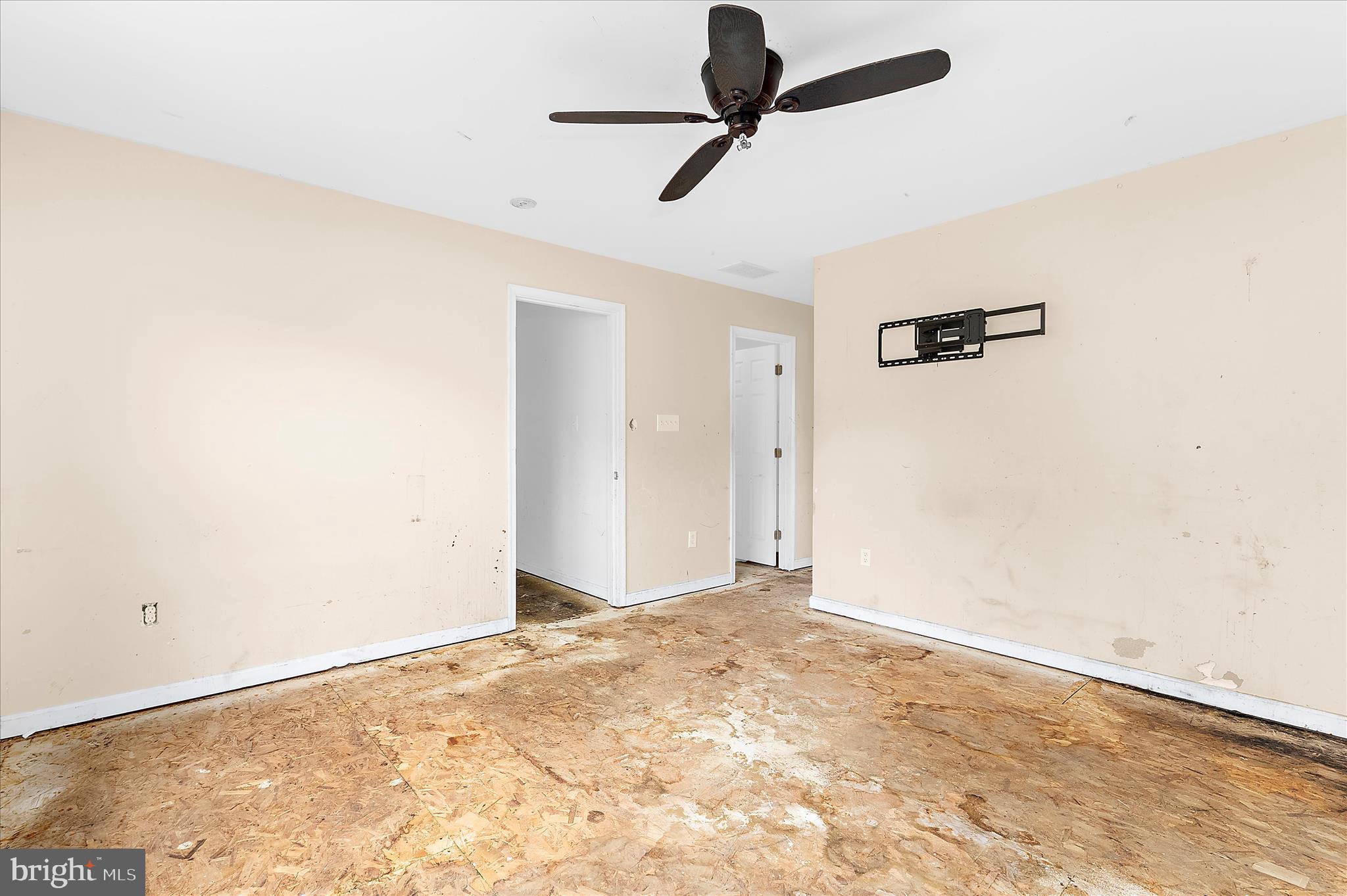 2209 West Geipe Road Catonsville, MD 21228 - Photo 22 of 37