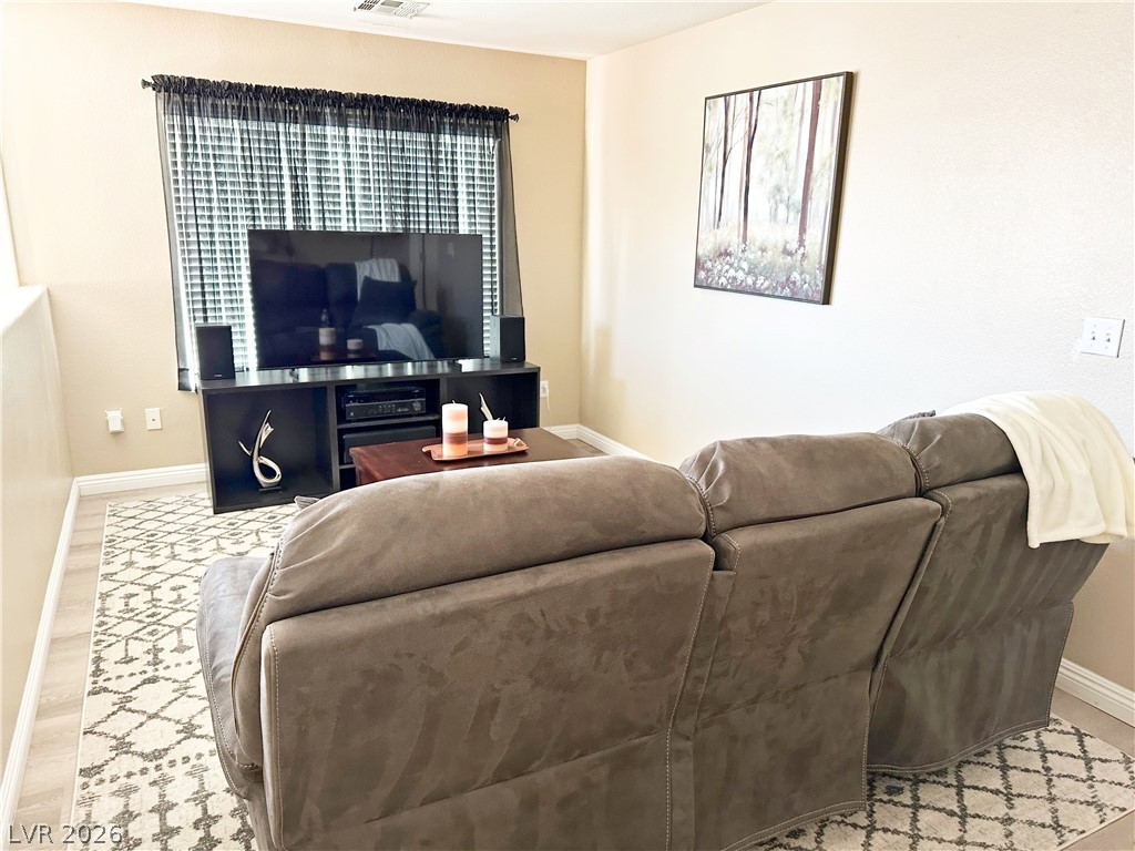 9045 Semillon Street Las Vegas, NV 89148 - Photo 7 of 31