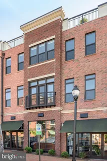 $1,200,000 | 204 Railbender Alley Southeast, Leesburg, VA 20175