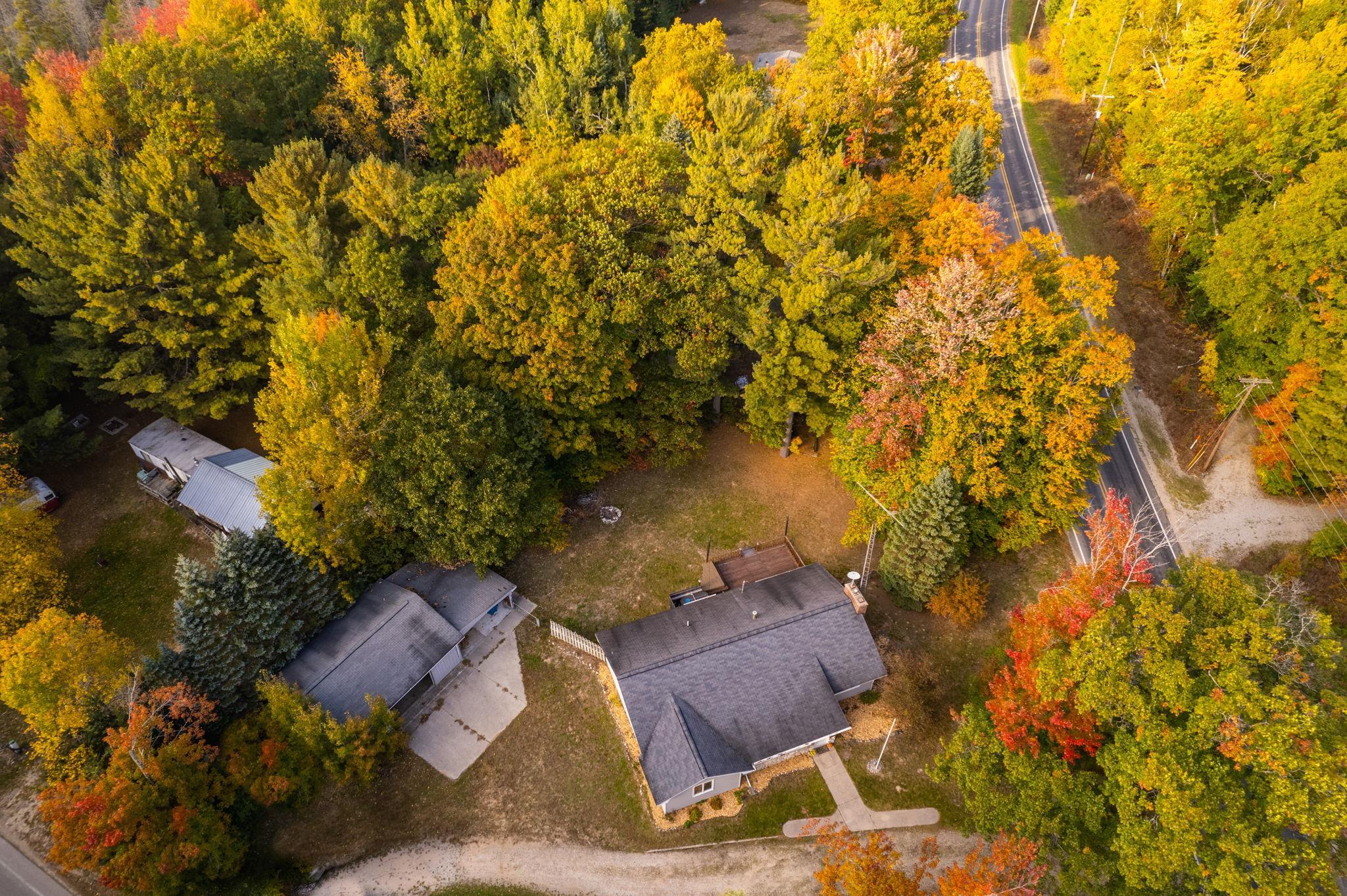 3008 Indian Hill Road Honor, MI 49640 - Photo 44 of 45 1905982-43.JPG