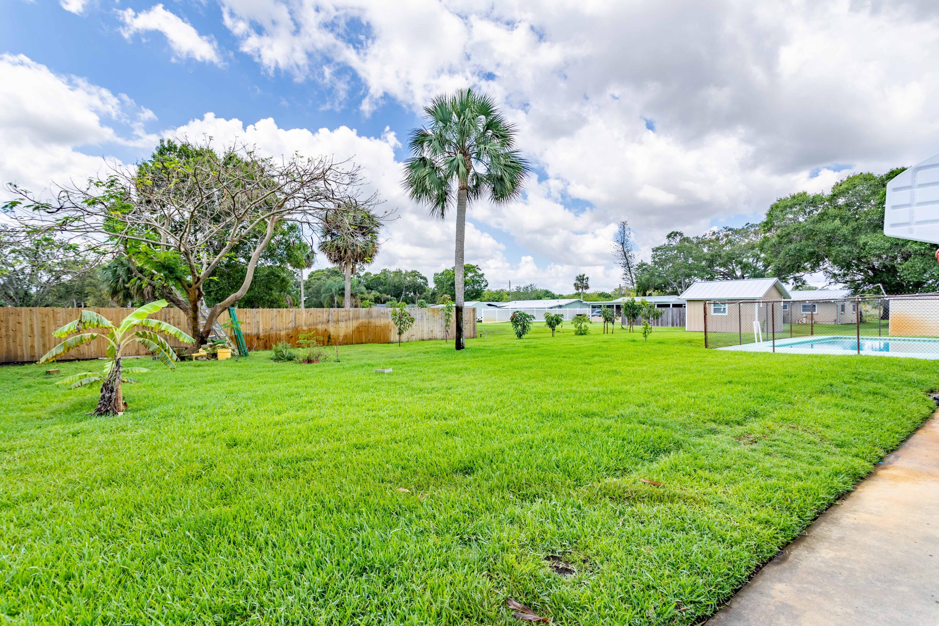905 West Weatherbee Road Fort Pierce, FL 34982 - Photo 29 of 29 905 MLS--17