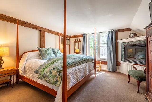 $899,000 | 3732 Highway 30, Jamaica, VT 05343