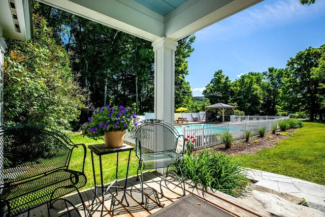 $899,000 | 3732 Highway 30, Jamaica, VT 05343