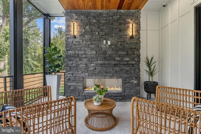 $4,499,900 | 1471 Waggaman Circle, McLean, VA 22101