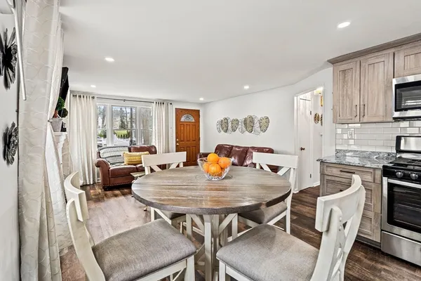 $599,999 | 11 Arnold Road, Peabody, MA 01960
