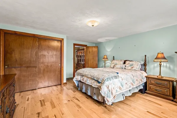 $599,999 | 11 Arnold Road, Peabody, MA 01960