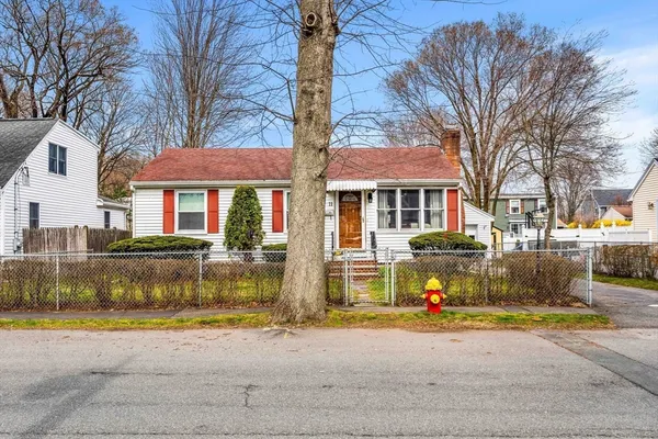 $599,999 | 11 Arnold Road, Peabody, MA 01960