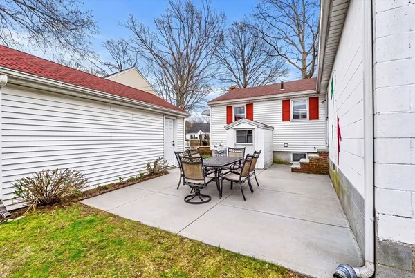 $599,999 | 11 Arnold Road, Peabody, MA 01960