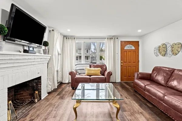 $599,999 | 11 Arnold Road, Peabody, MA 01960
