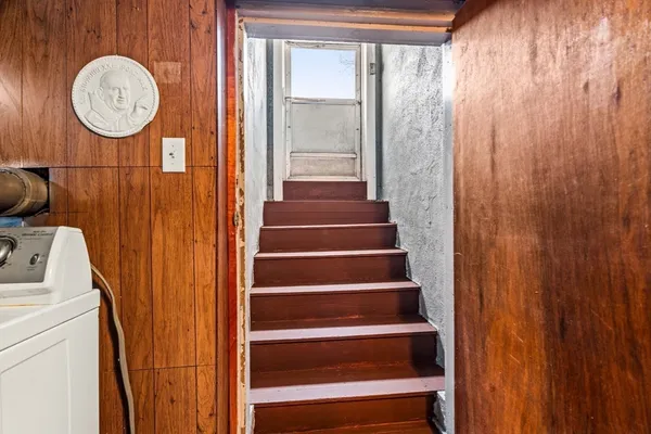 $599,999 | 11 Arnold Road, Peabody, MA 01960