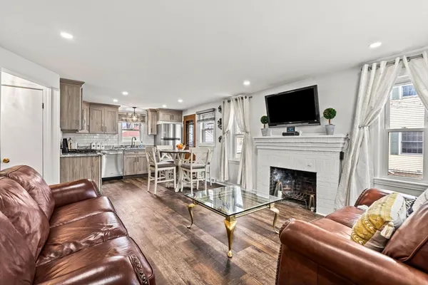 $599,999 | 11 Arnold Road, Peabody, MA 01960
