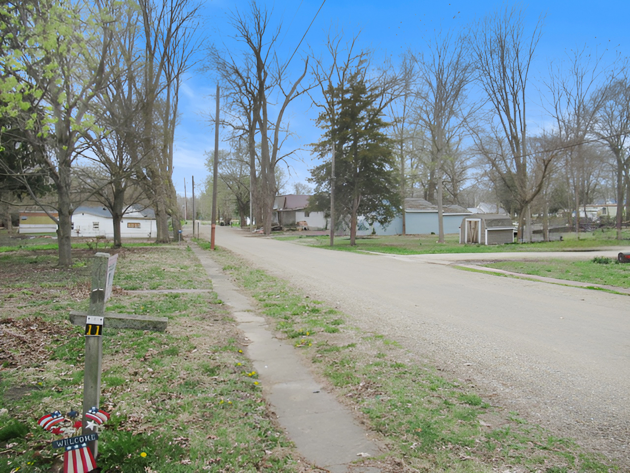 11 Dequimpal Street Westville, IL 61883 - Photo 2 of 21 a view of road with trees