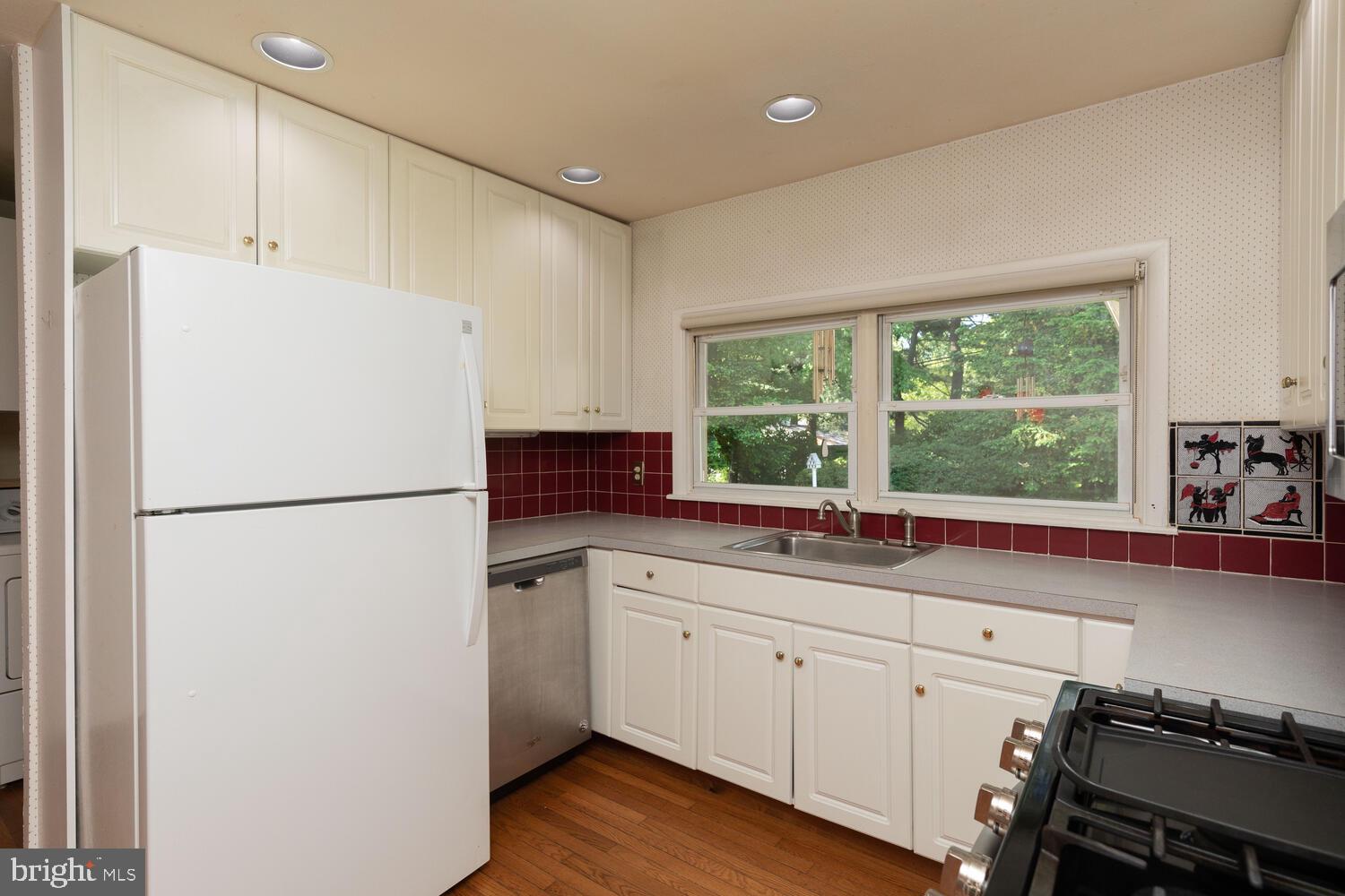 1066 Devon Road Rydal, PA 19046 - Photo 12 of 36 Kitchen