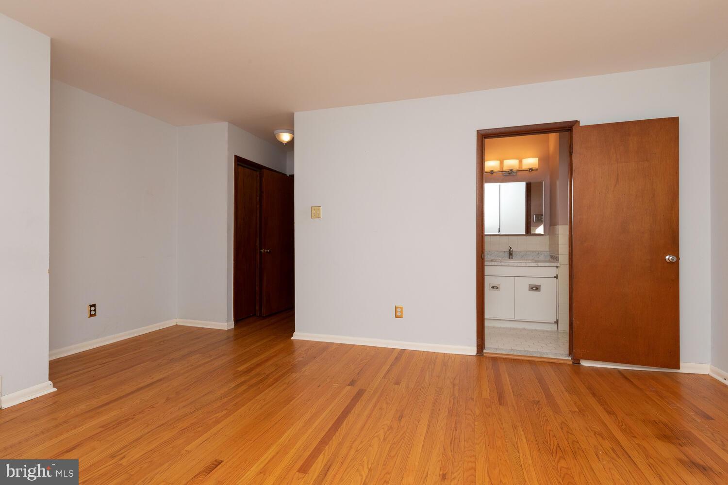 1066 Devon Road Rydal, PA 19046 - Photo 17 of 36 Primary Bedroom