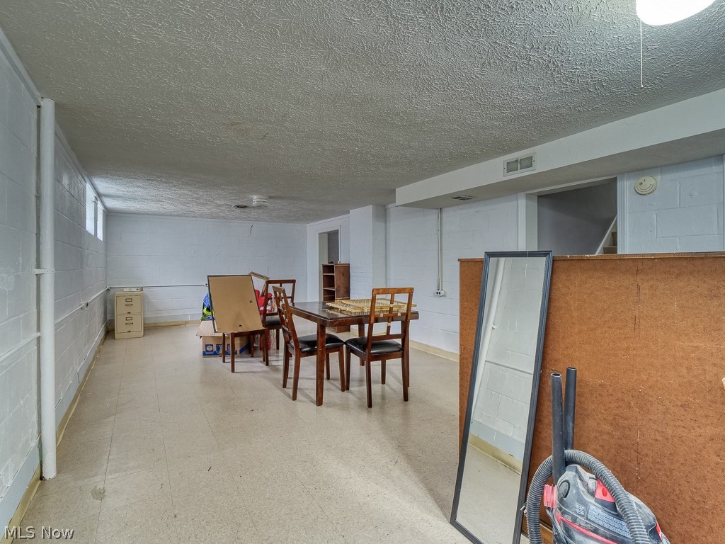 6265 Holburn Road Parma, OH 44129 - Photo 13 of 13
