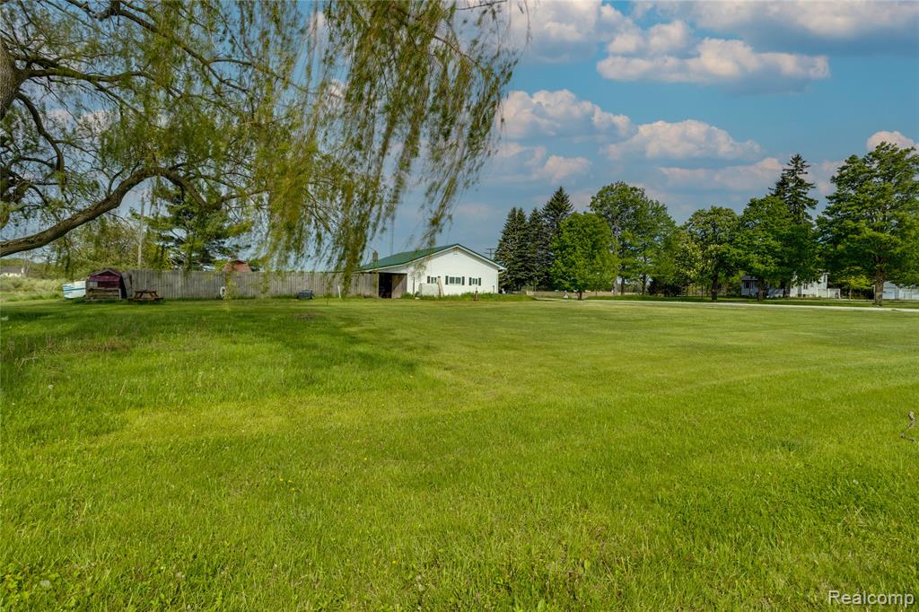 6373 Norman Road Jeddo, MI 48032 - Photo 18 of 32