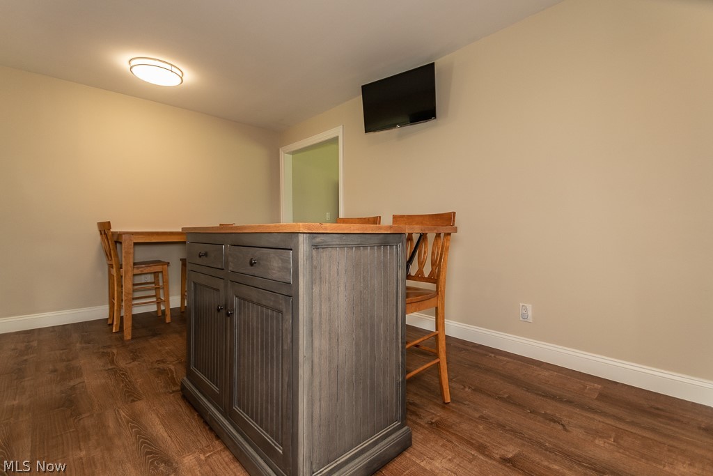 10340 Cedar Road Chesterland, OH 44026 - Photo 7 of 34