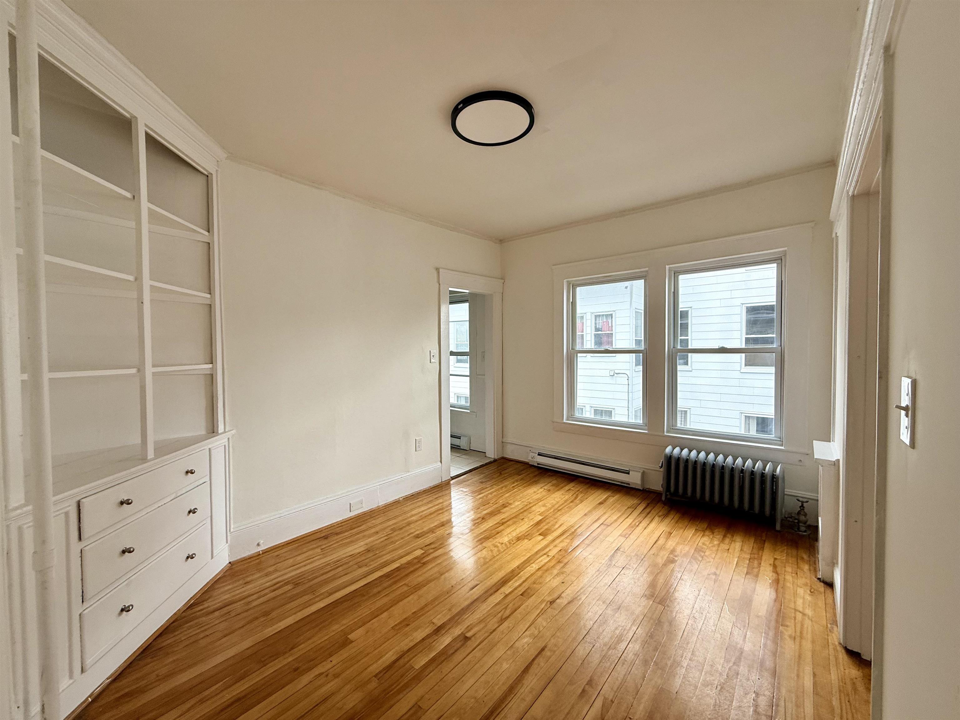 28 Brook Street, Unit 2 Manchester, NH 03104 - Photo 14 of 23