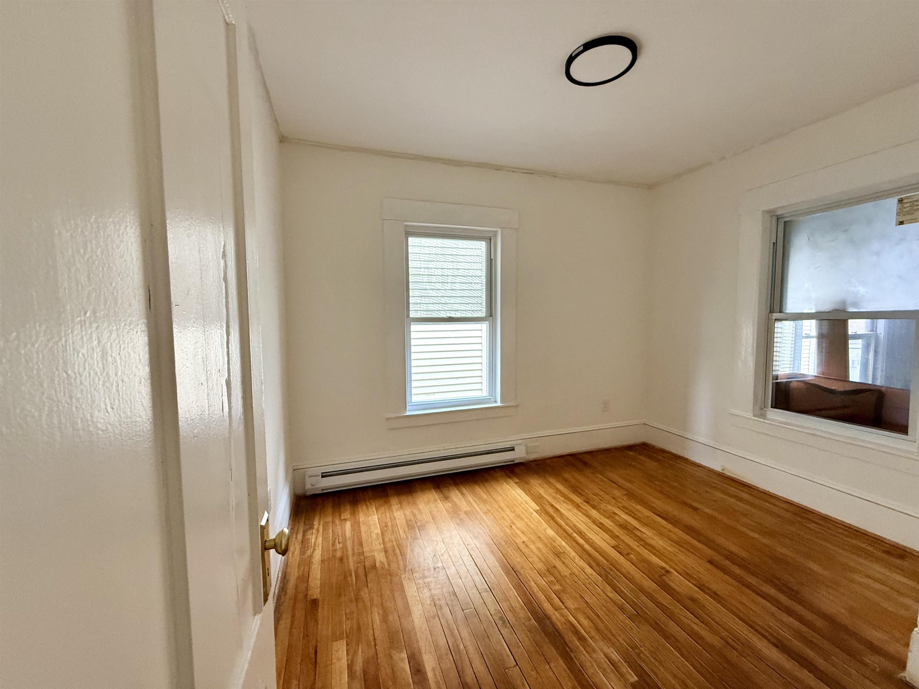 28 Brook Street, Unit 2 Manchester, NH 03104 - Photo 18 of 23