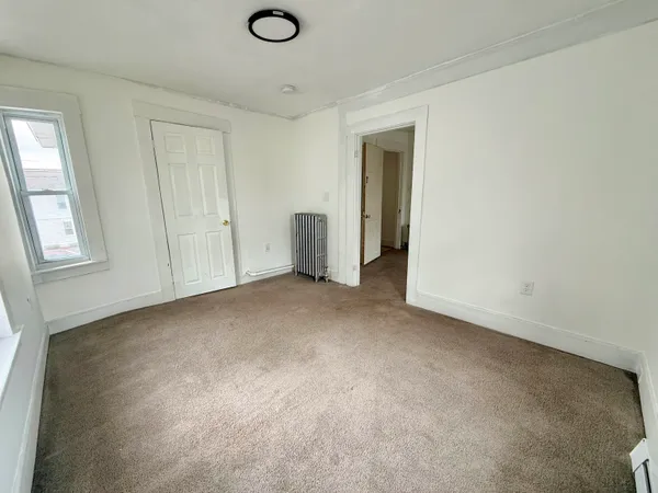 $2,300 | 28 Brook Street, Unit 2, Manchester, NH 03104