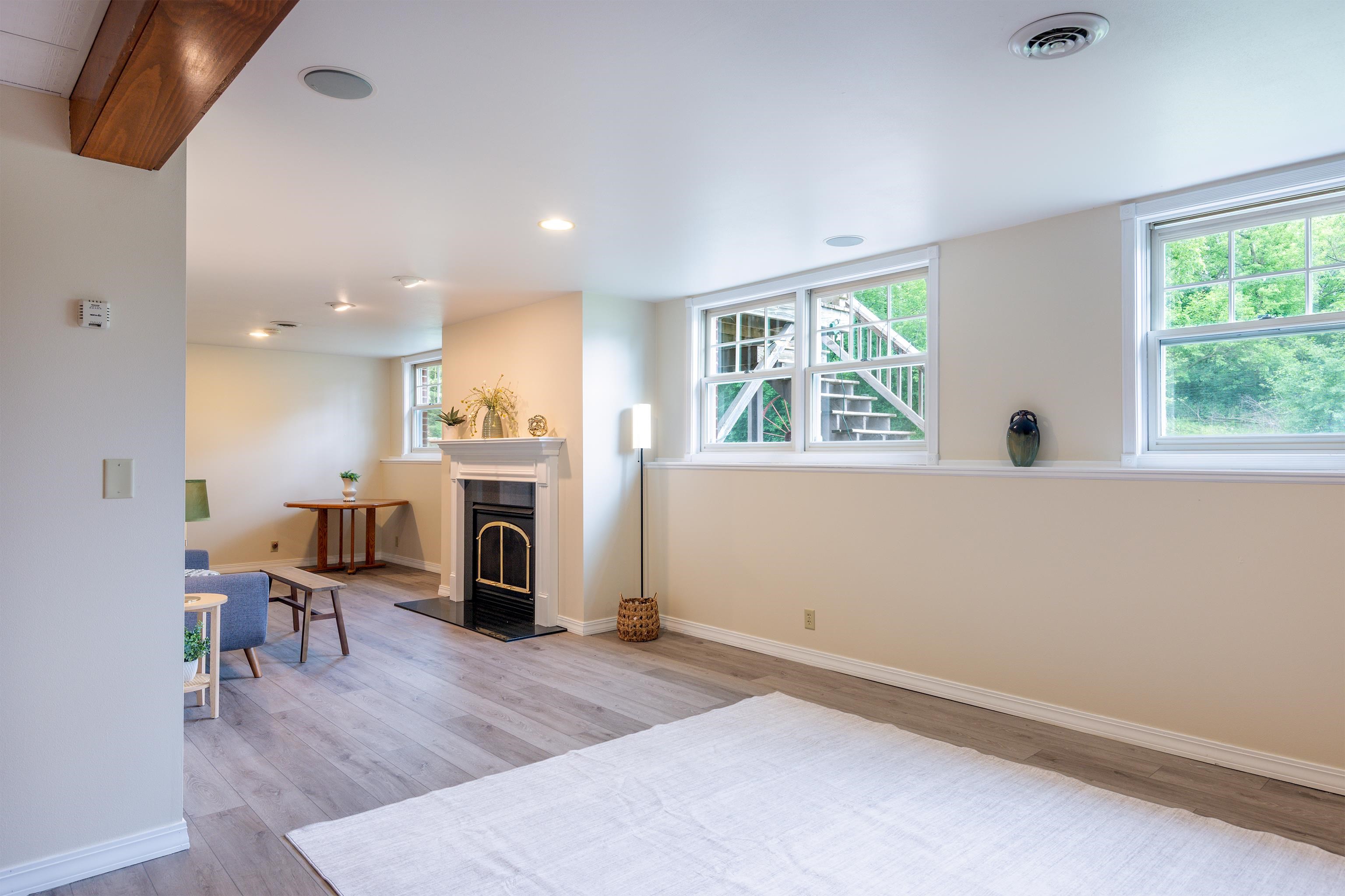 5086 Valley Heights Road Oshkosh, WI 54904 - Photo 53 of 86