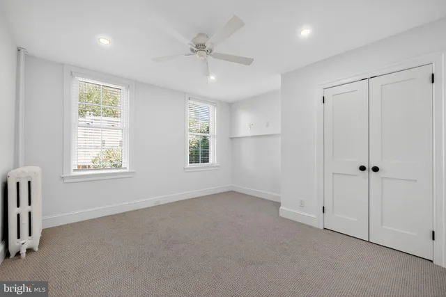 $2,500 | 3560 New Queen Street, Philadelphia, PA 19129