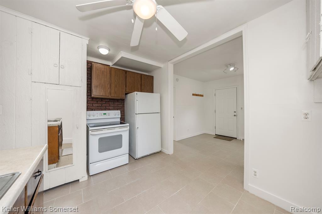 2115 Leitch Road Ferndale, MI 48220 - Photo 12 of 30