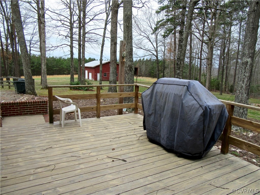 3092 Lowry Road Columbia, VA 23038 - Photo 20 of 34 a view of outdoor space with seating space