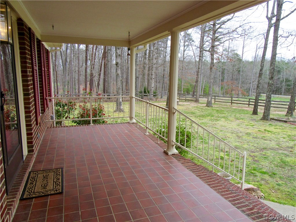 3092 Lowry Road Columbia, VA 23038 - Photo 24 of 34 a view of entrance gate with wooden fence