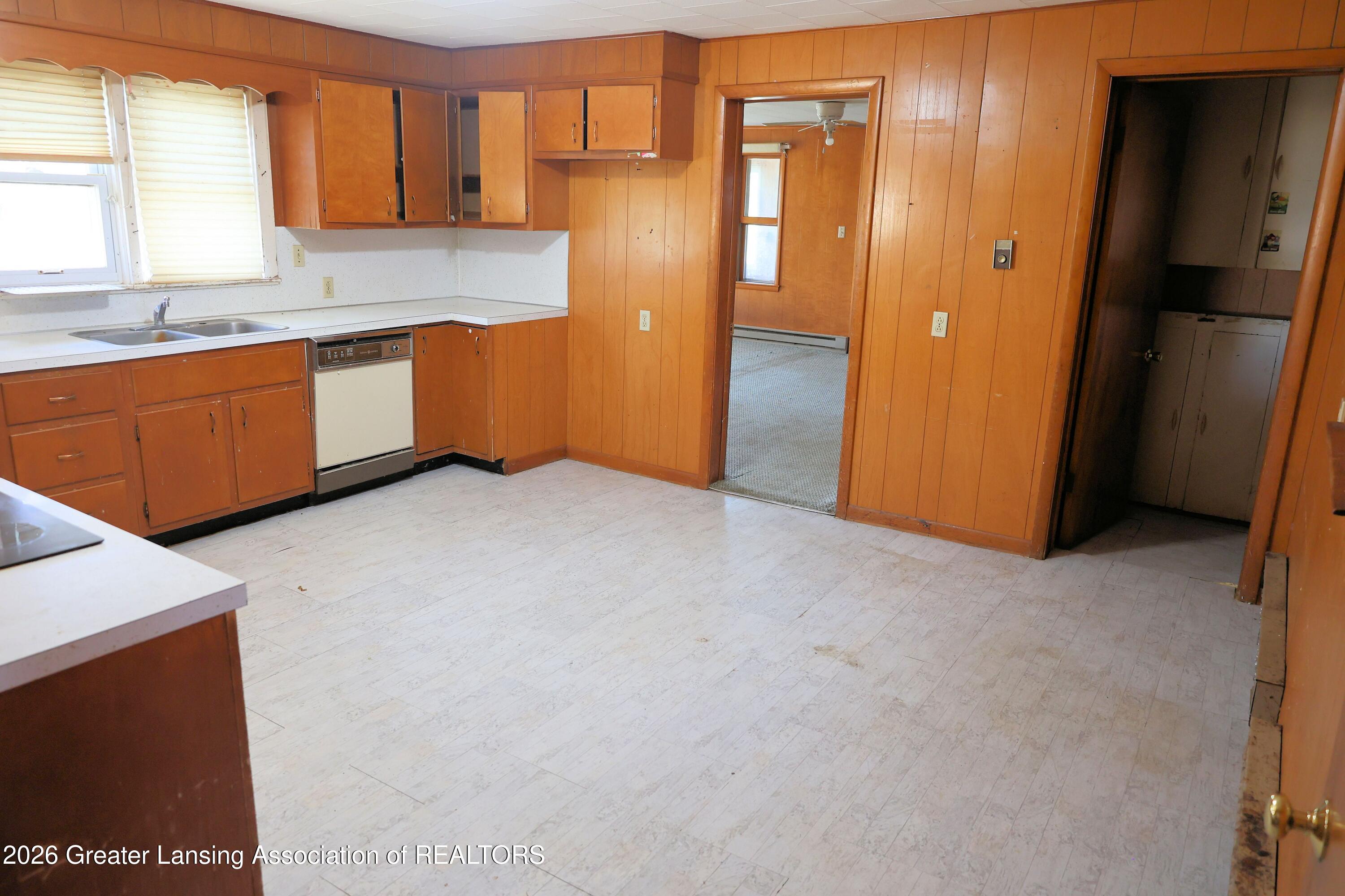 2550 North Airport Road St. Johns, MI 48879 - Photo 16 of 44 7132026 (13)