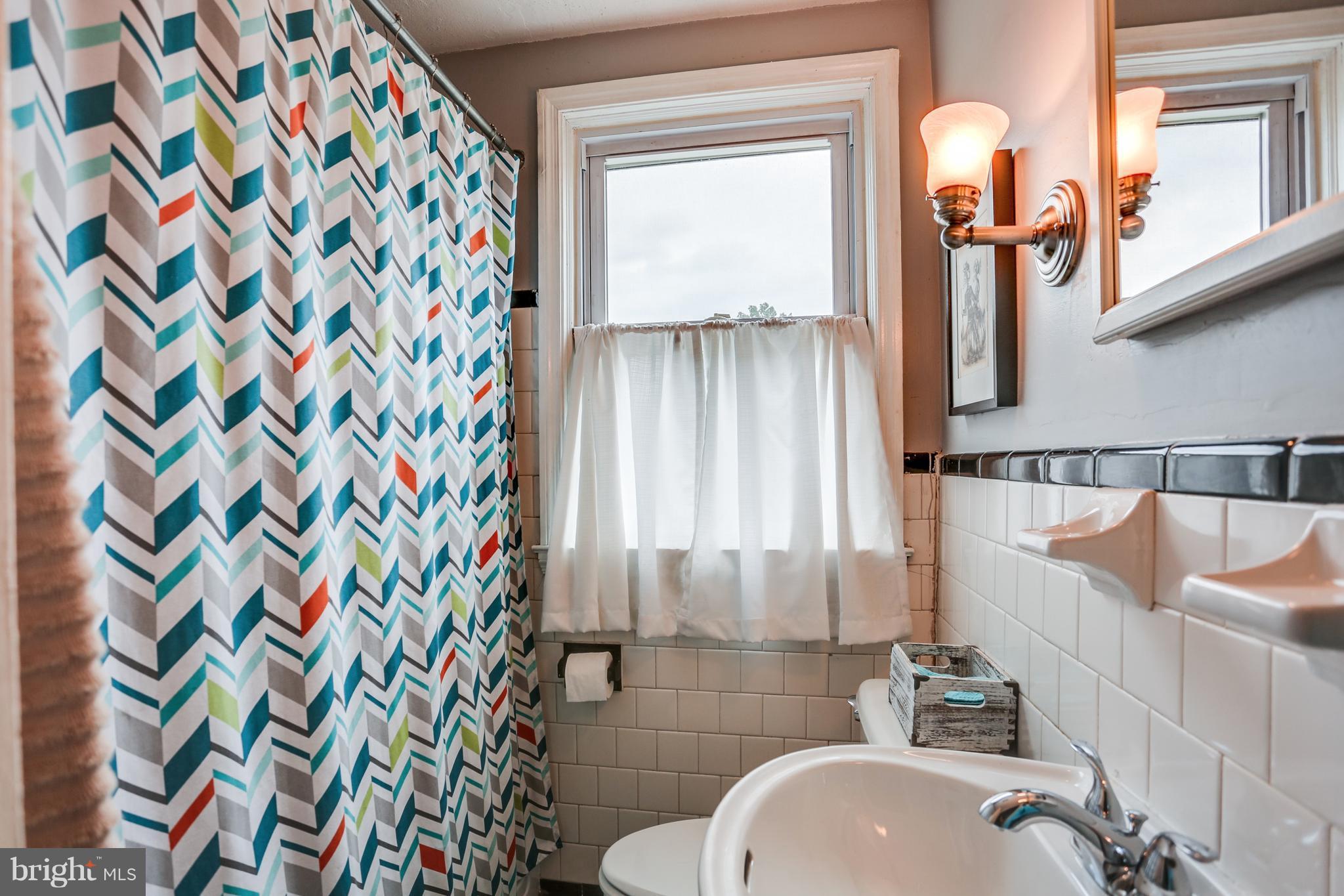 1627 Thetford Road Baltimore, MD 21286 - Photo 21 of 27 Bath