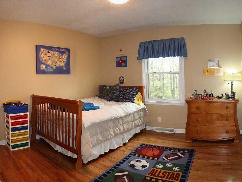 6409 Johnson Road Indianapolis, IN 46220 - Photo 16 of 24 Gallery Image 16