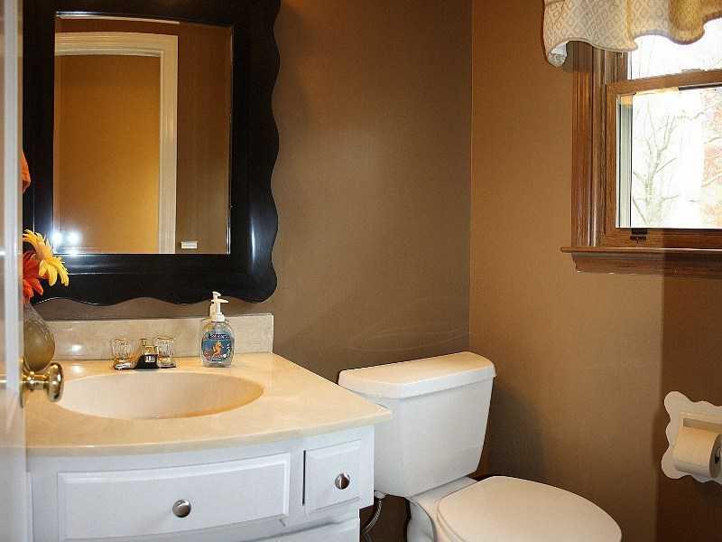6409 Johnson Road Indianapolis, IN 46220 - Photo 17 of 24 Gallery Image 17
