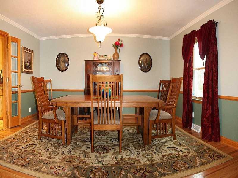 6409 Johnson Road Indianapolis, IN 46220 - Photo 8 of 24 Gallery Image 8