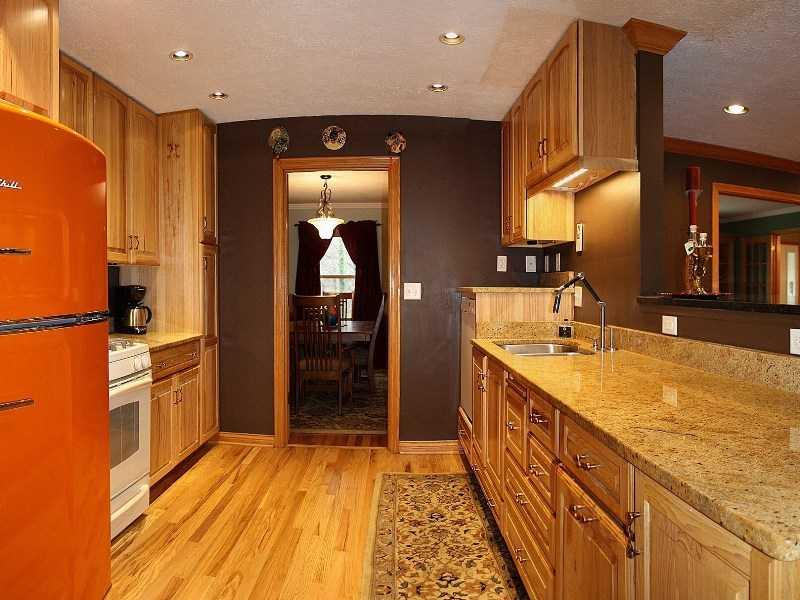 6409 Johnson Road Indianapolis, IN 46220 - Photo 9 of 24 Gallery Image 9
