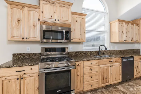 $1,099,000 | 26125 South Old Malad Highway, Downey, ID 83234